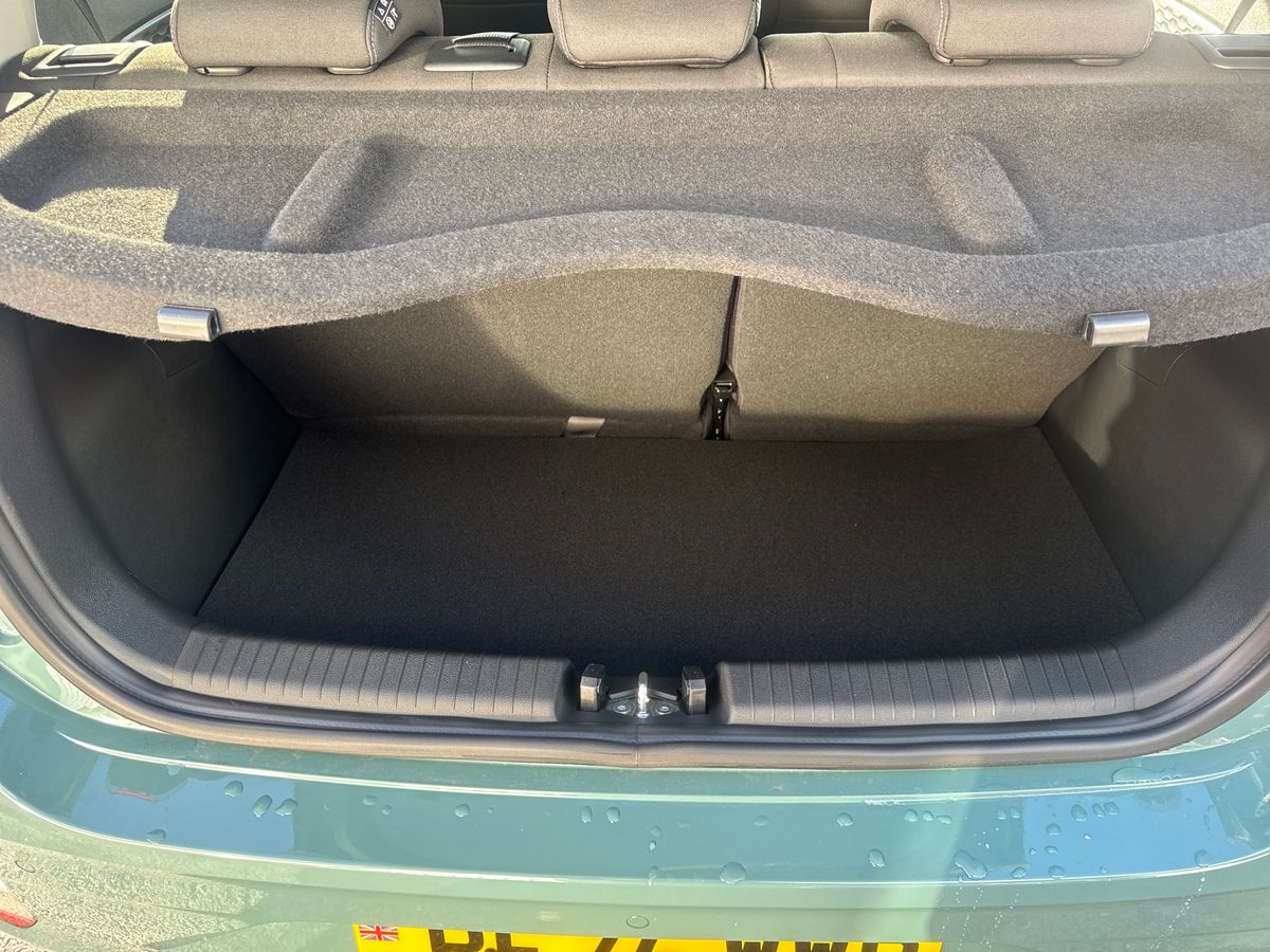 Used Hyundai i10 2025 for sale - 77205632: Photo 12