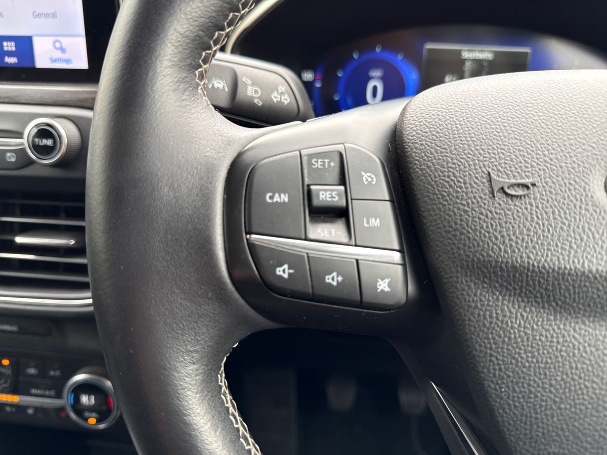 Used Ford Focus 2021 for sale - 77810247: Photo 16