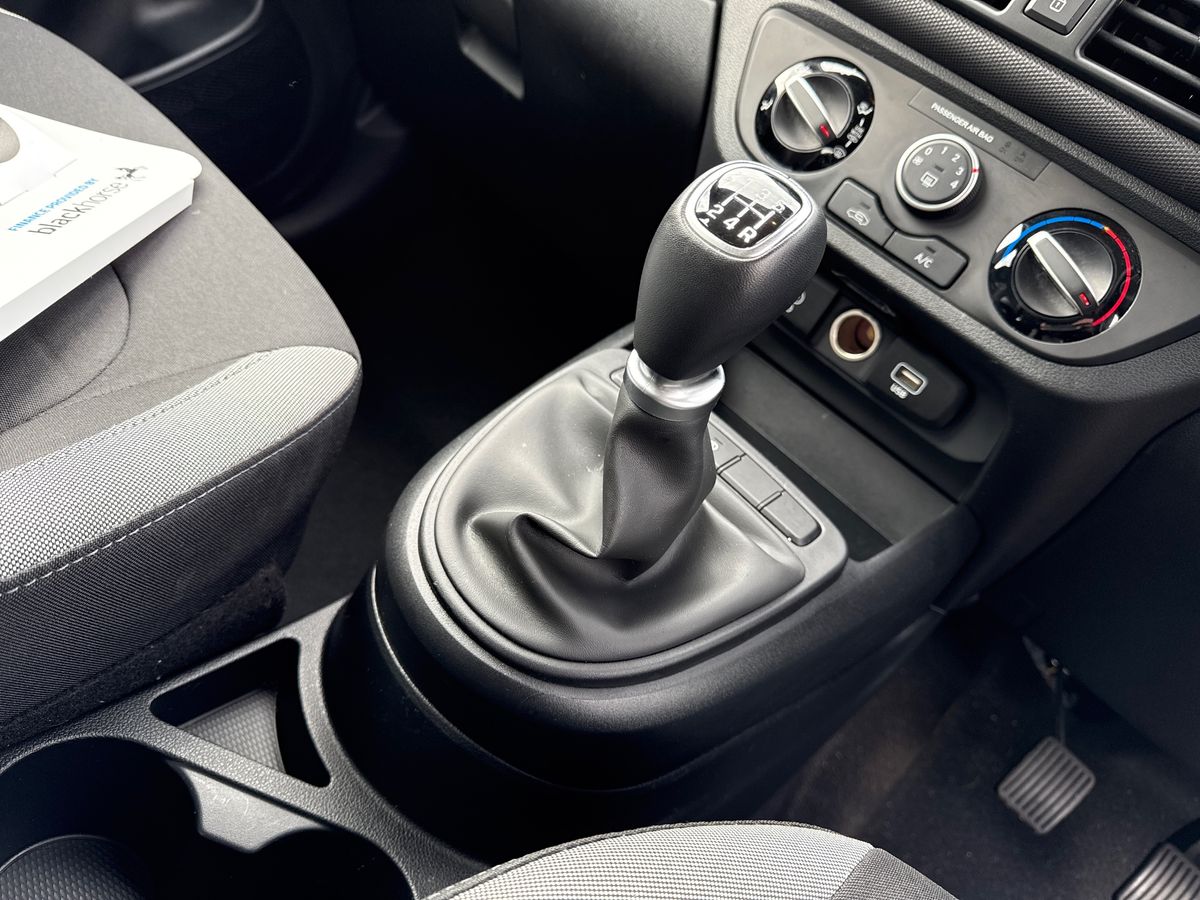 Used Hyundai i10 2024 for sale - 77706312: Photo 19