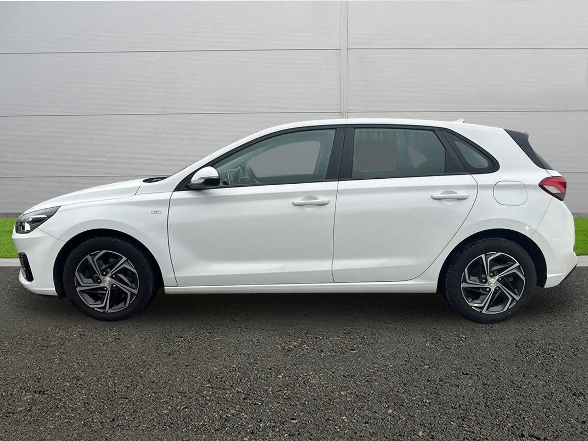 Used Hyundai i30 2022 for sale - 76753326: Photo 4