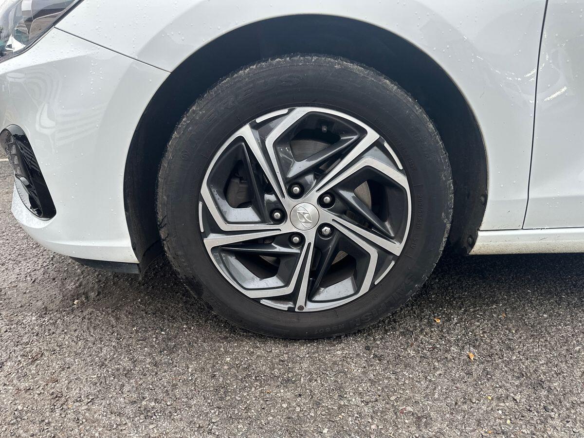 Used Hyundai i30 2022 for sale - 76753326: Photo 9