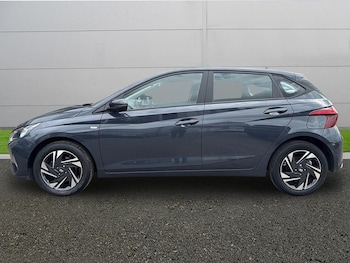 Used Hyundai i20 2023 for sale - 79070908: Photo