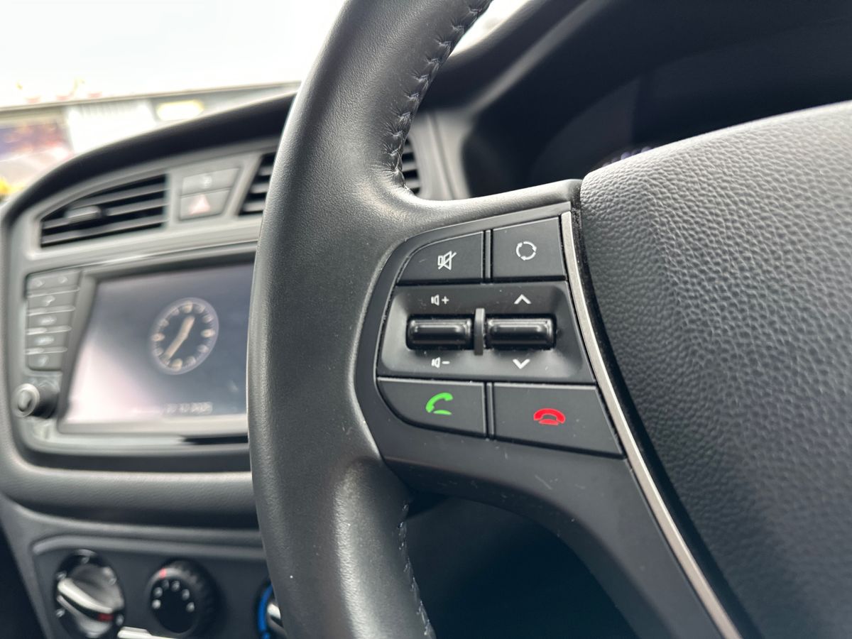 Used Hyundai i20 2018 for sale - 77031390: Photo 16