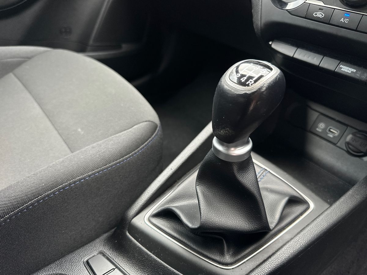 Used Hyundai i20 2018 for sale - 77031390: Photo 19