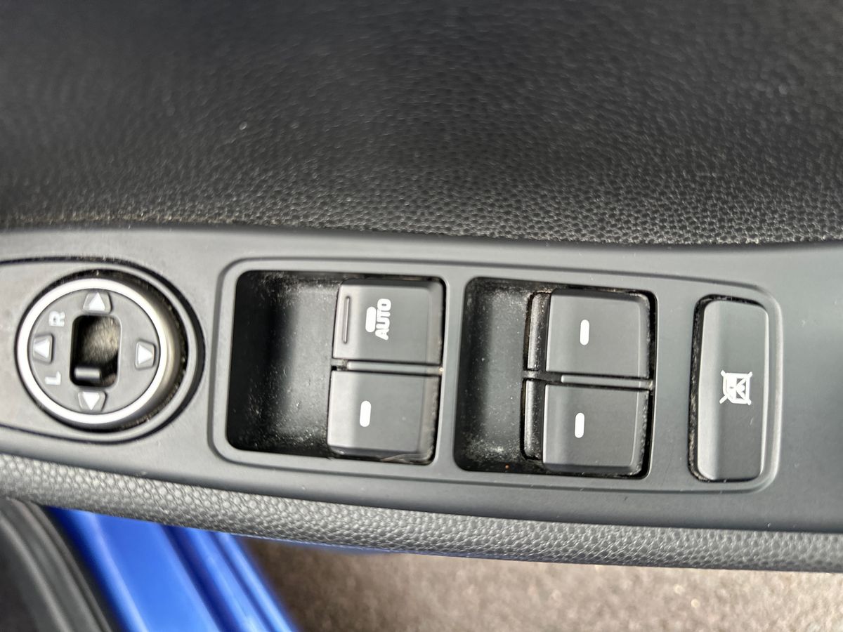 Used Hyundai i20 2018 for sale - 77031390: Photo 20