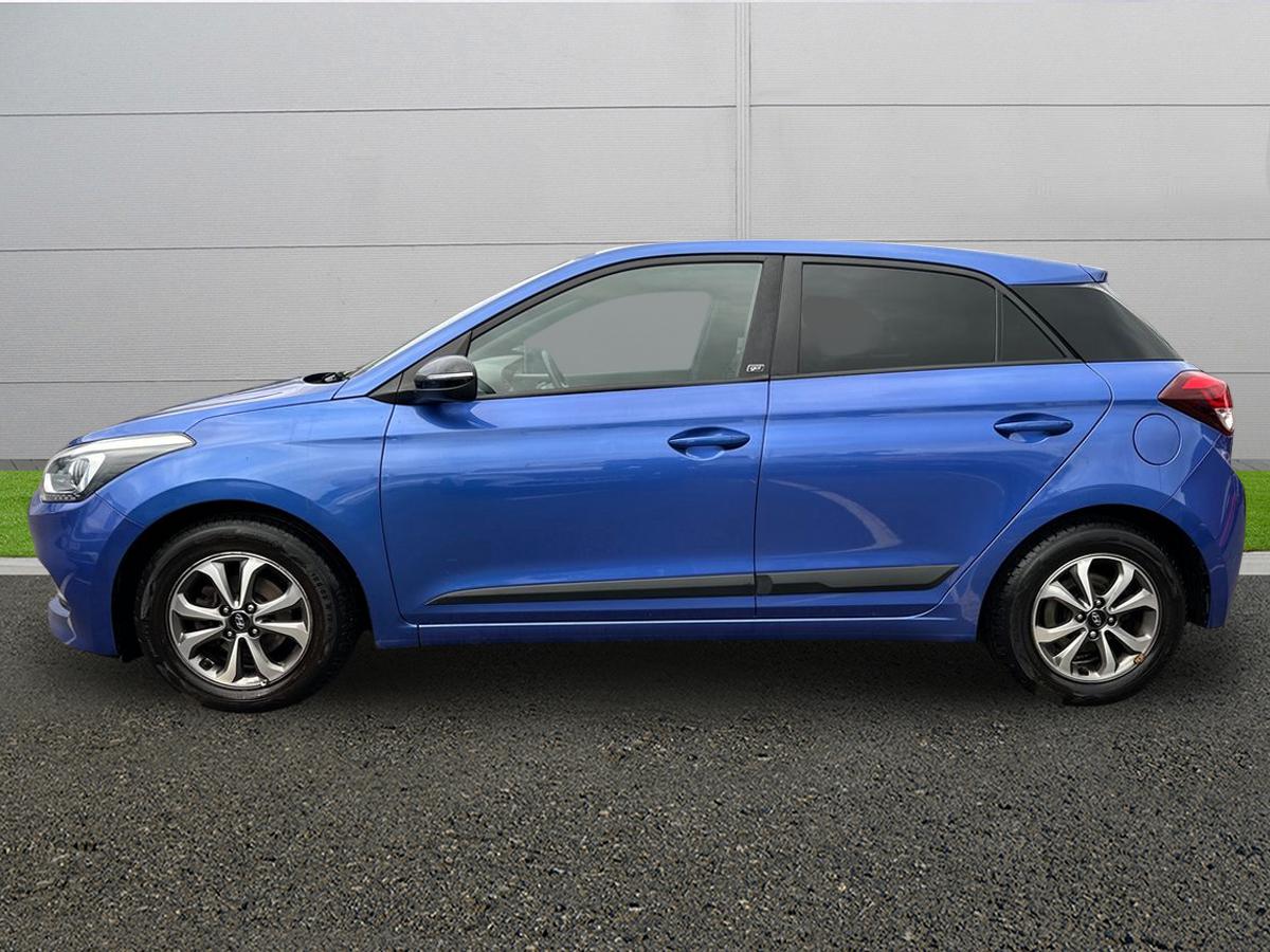 Used Hyundai i20 2018 for sale - 77031390: Photo 4