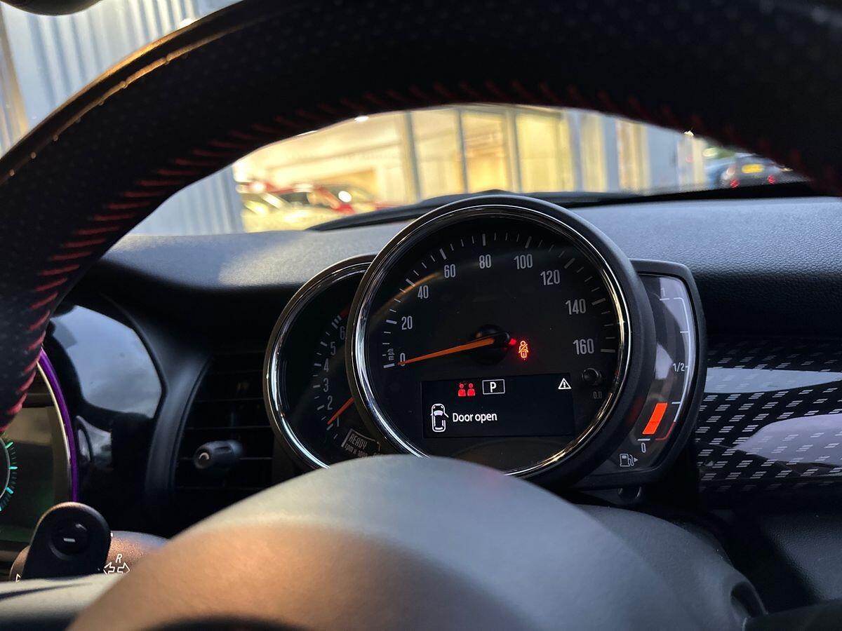 Used MINI Hatch 2020 for sale - 76786488: Photo 14