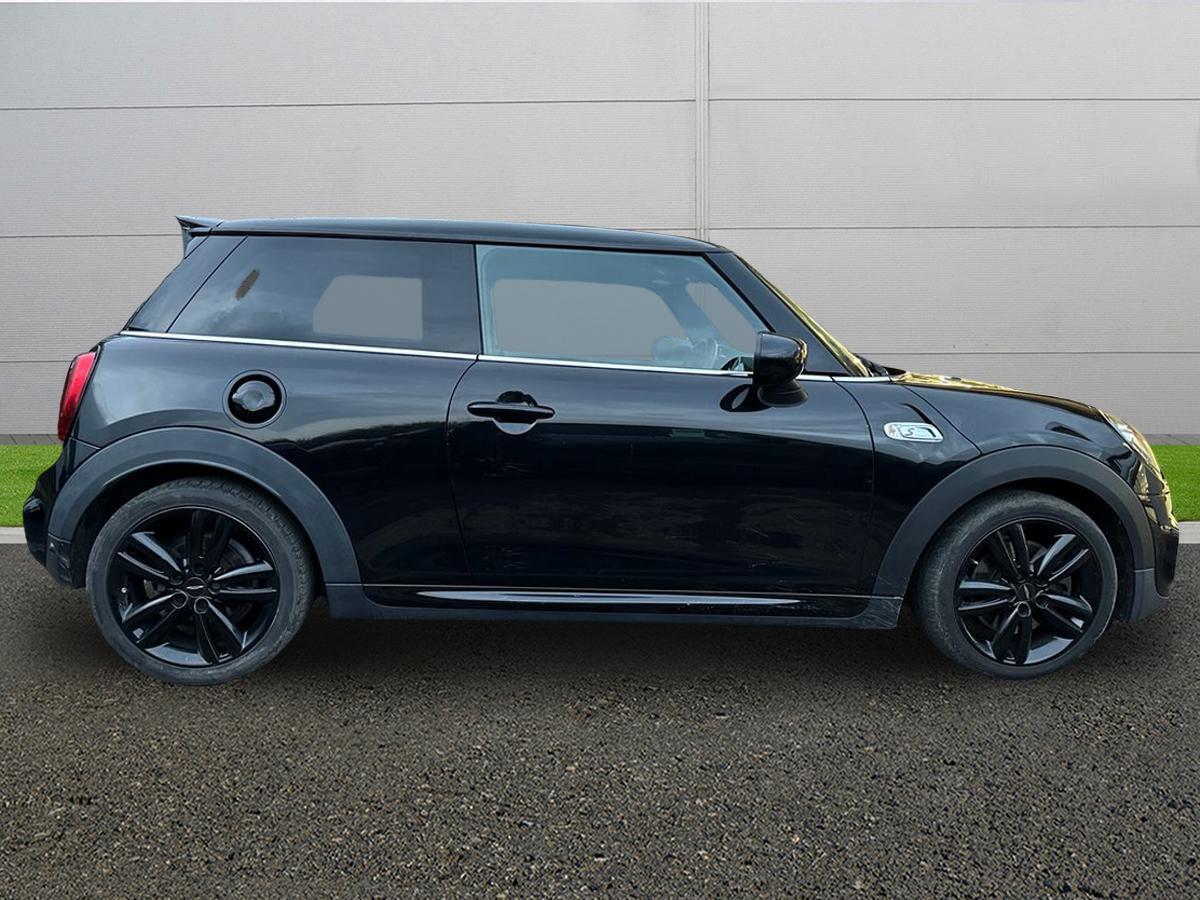 Used MINI Hatch 2020 for sale - 76786488: Photo 8
