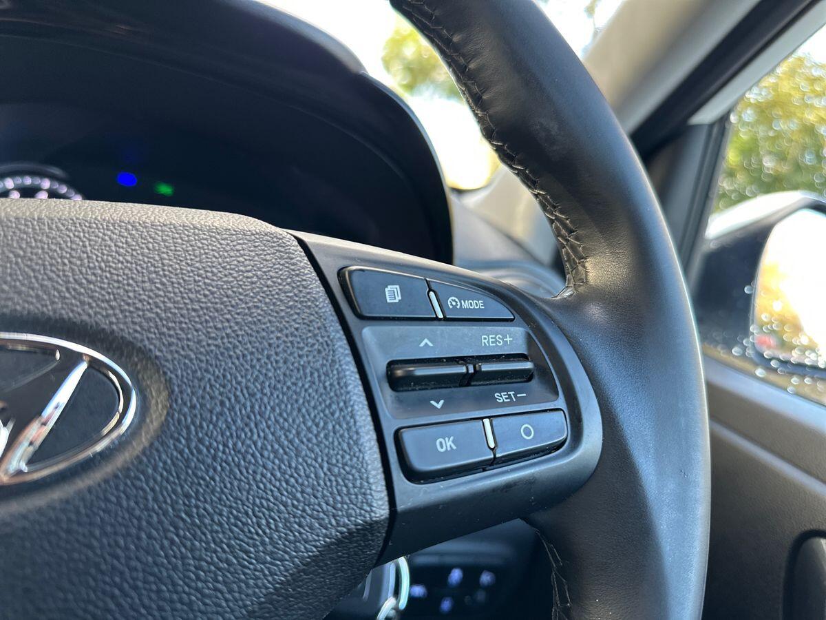 Used Hyundai i10 2023 for sale - 76780845: Photo 17