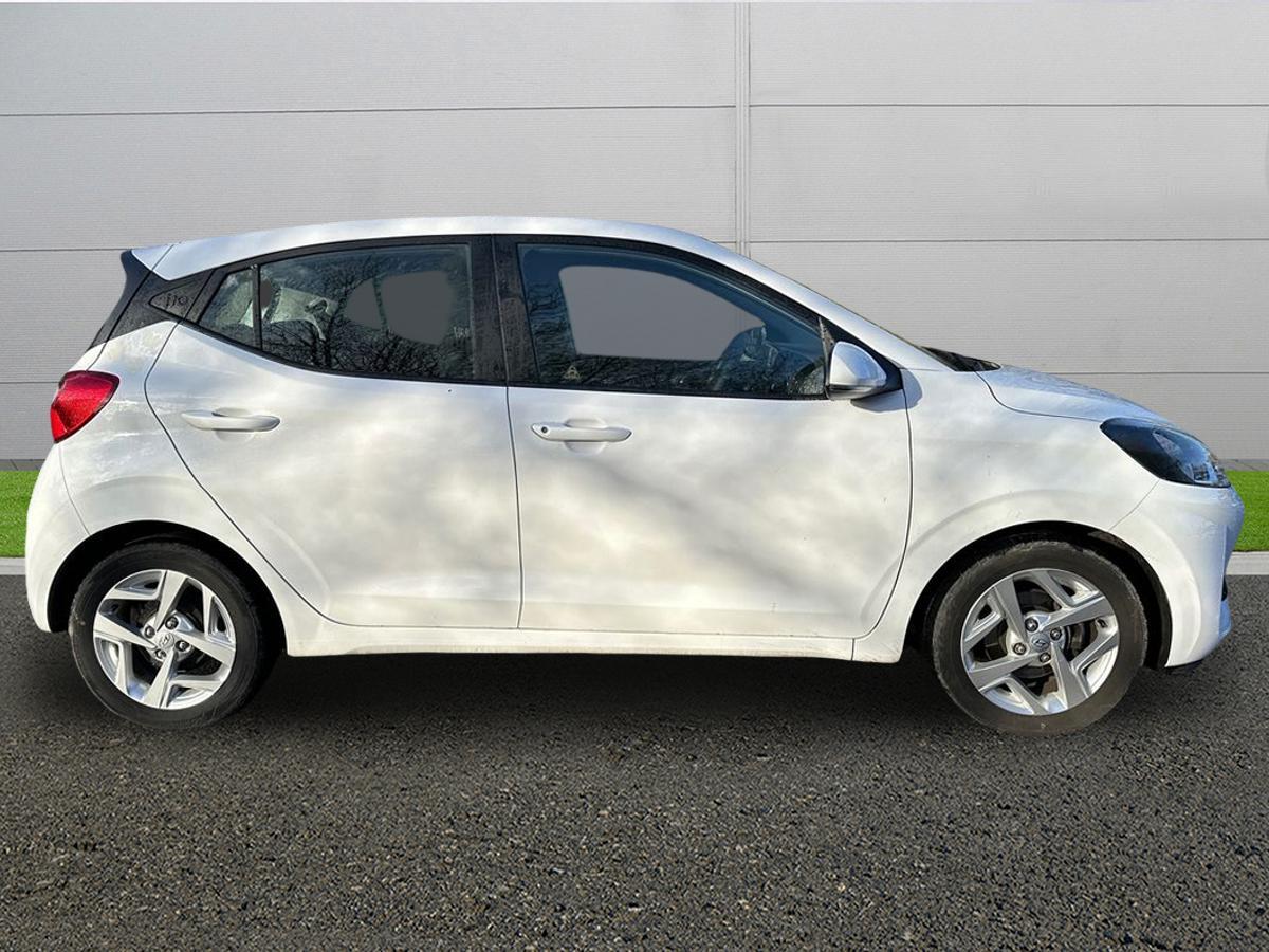 Used Hyundai i10 2023 for sale - 76780845: Photo 8