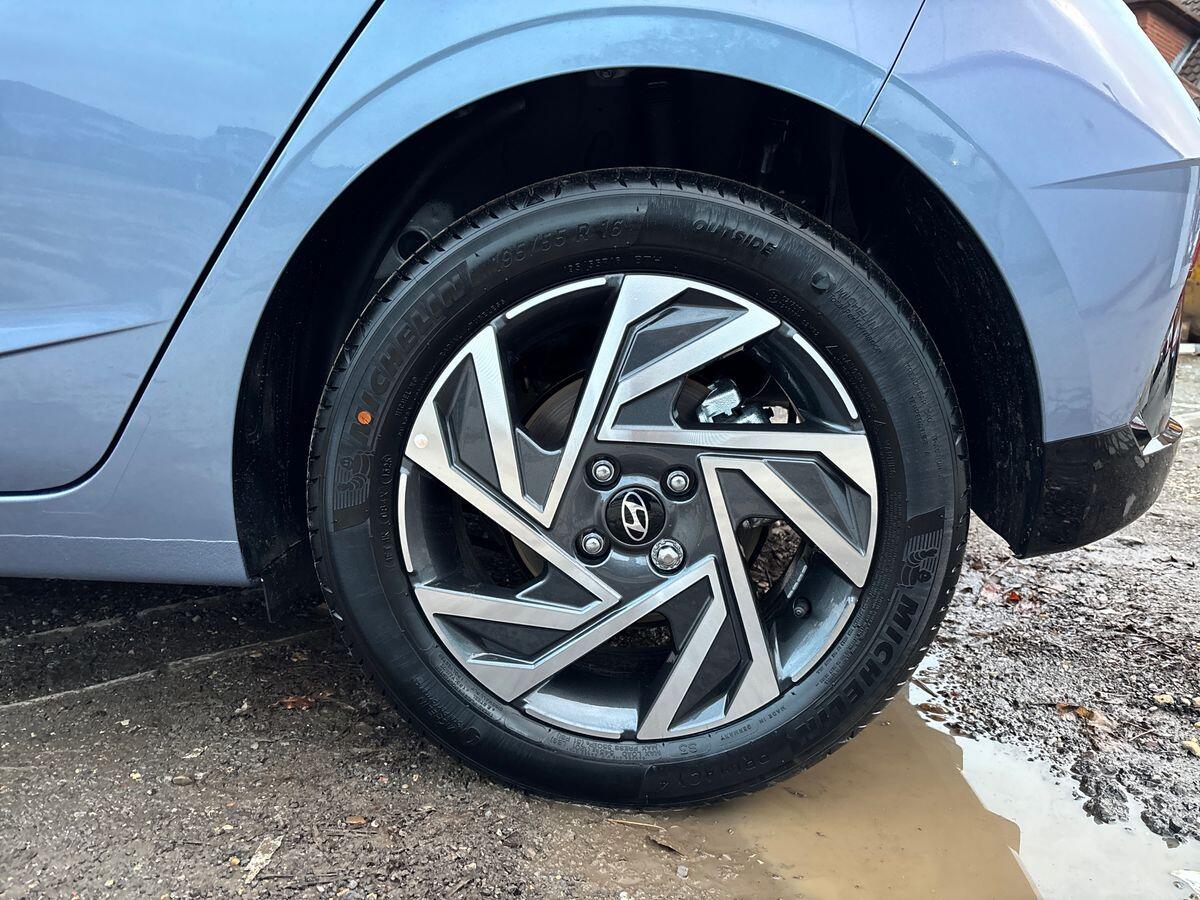 Used Hyundai i20 2025 for sale - 76716966: Photo 9