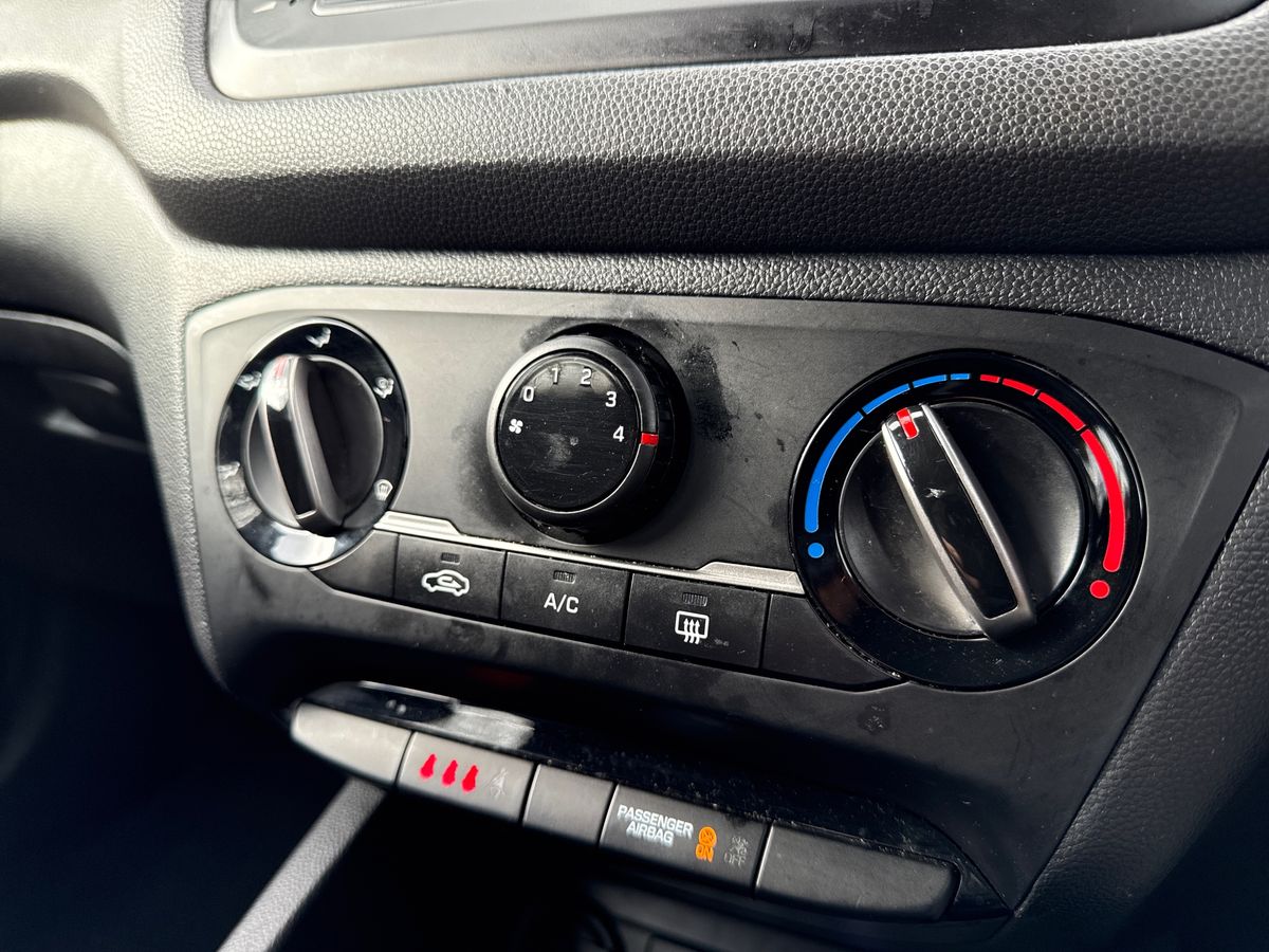 Used Hyundai i20 2019 for sale - 77638193: Photo 18