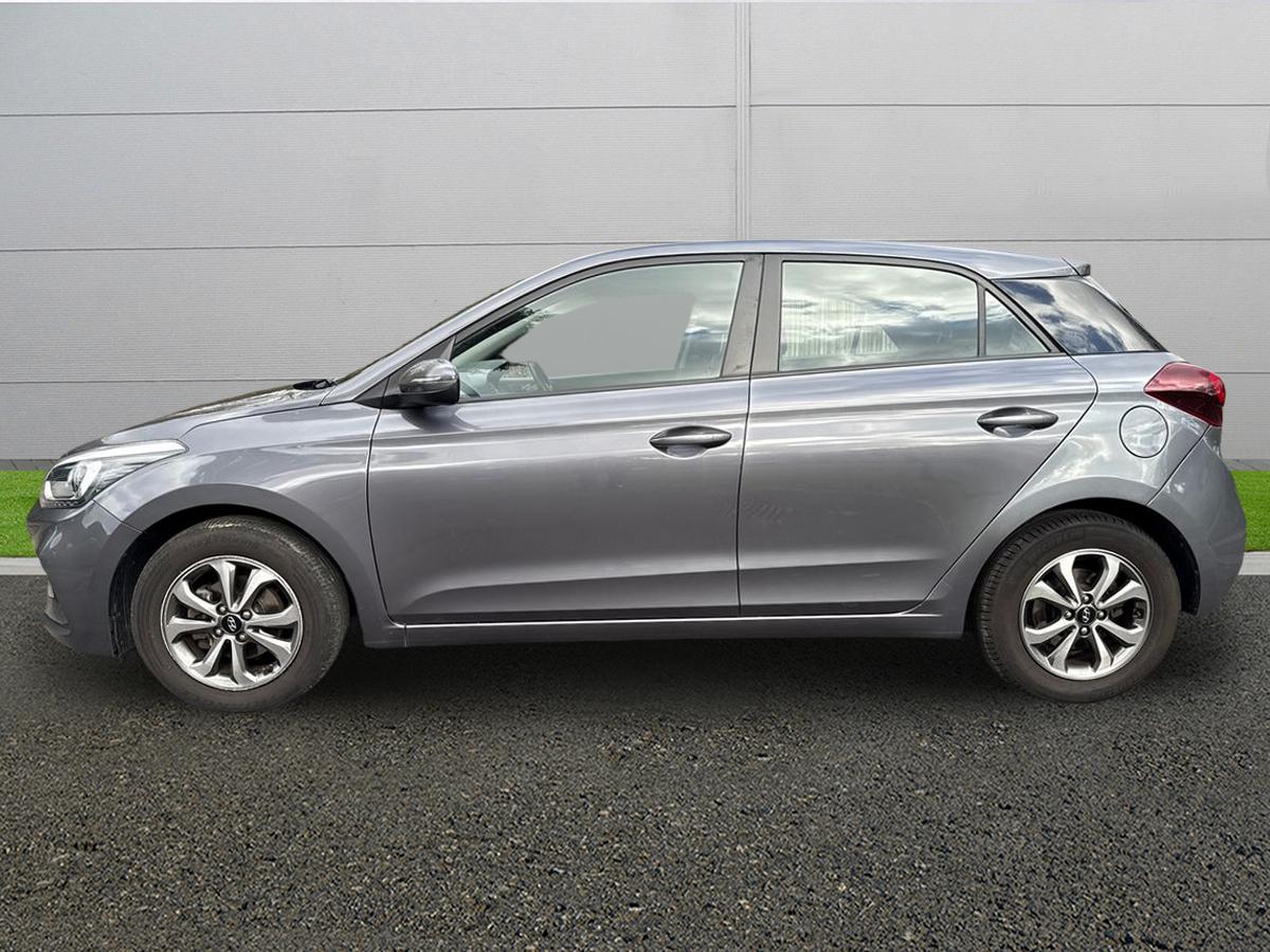 Used Hyundai i20 2019 for sale - 77638193: Photo 4