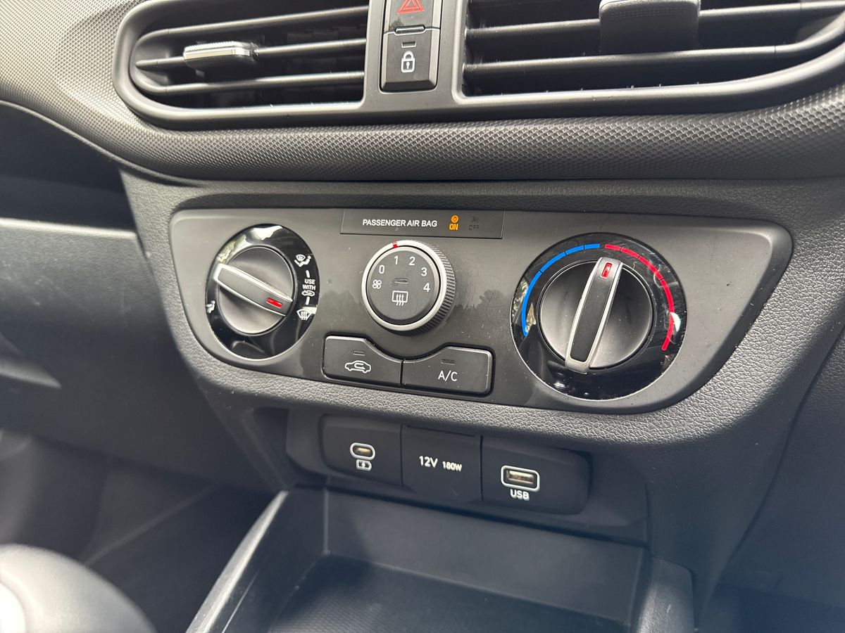 Used Hyundai i10 2024 for sale - 78102941: Photo 18