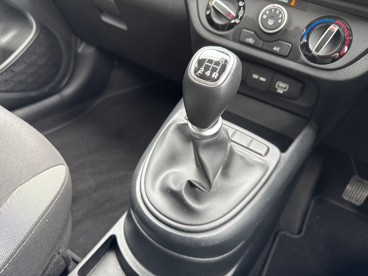 Used Hyundai i10 2024 for sale - 78102941: Photo 19