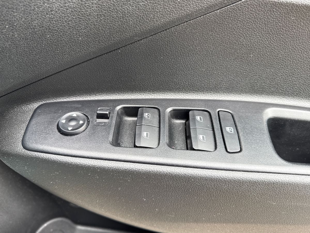 Used Hyundai i10 2024 for sale - 78102941: Photo 20