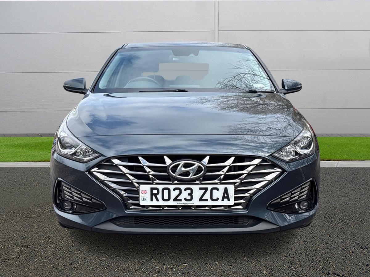 Used Hyundai i30 2023 for sale - 77927408: Photo 2