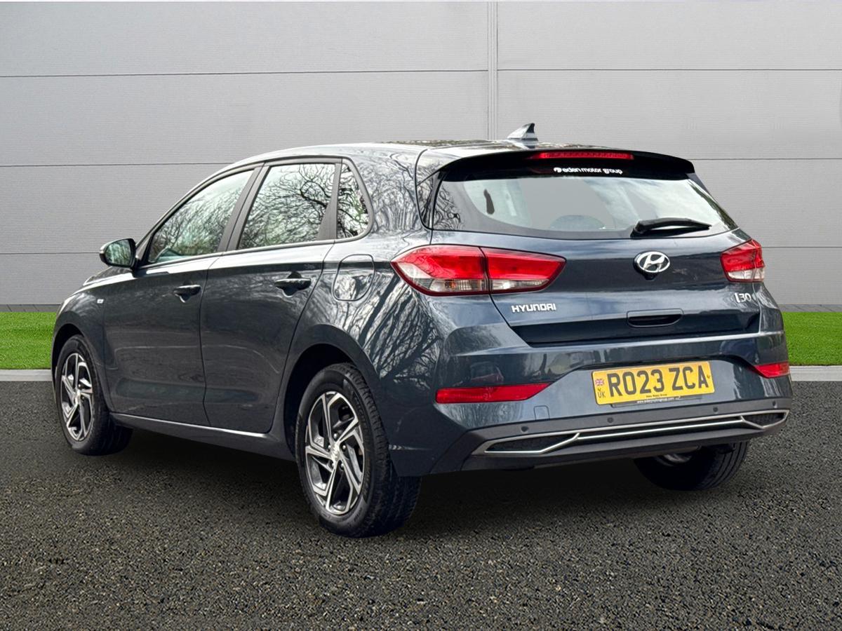 Used Hyundai i30 2023 for sale - 77927408: Photo 5
