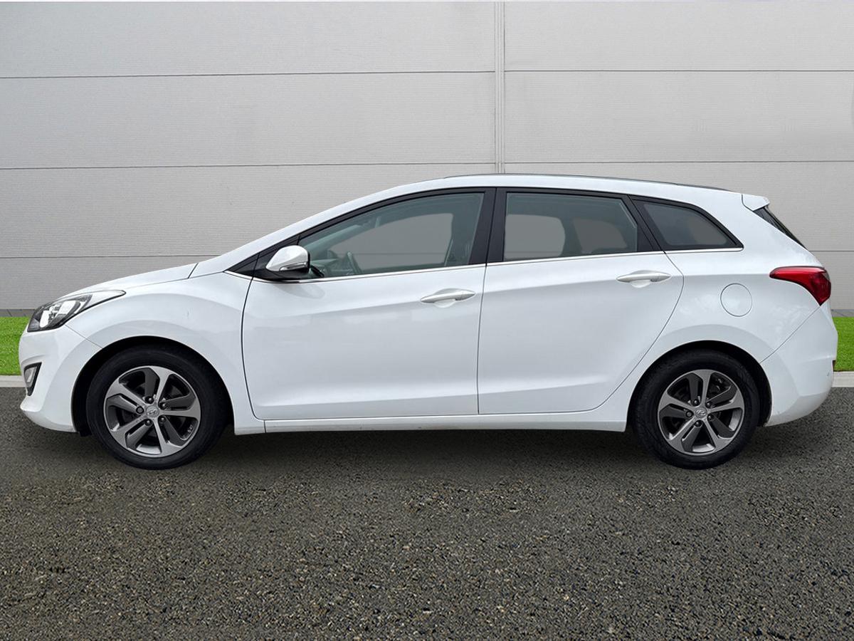 Used Hyundai i30 2016 for sale - 78000152: Photo 4