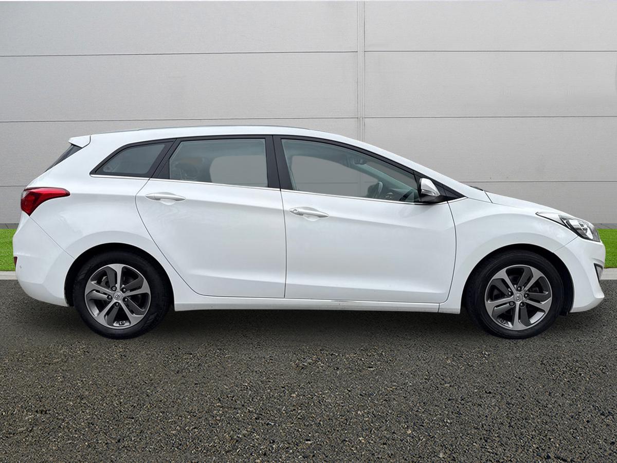 Used Hyundai i30 2016 for sale - 78000152: Photo 8