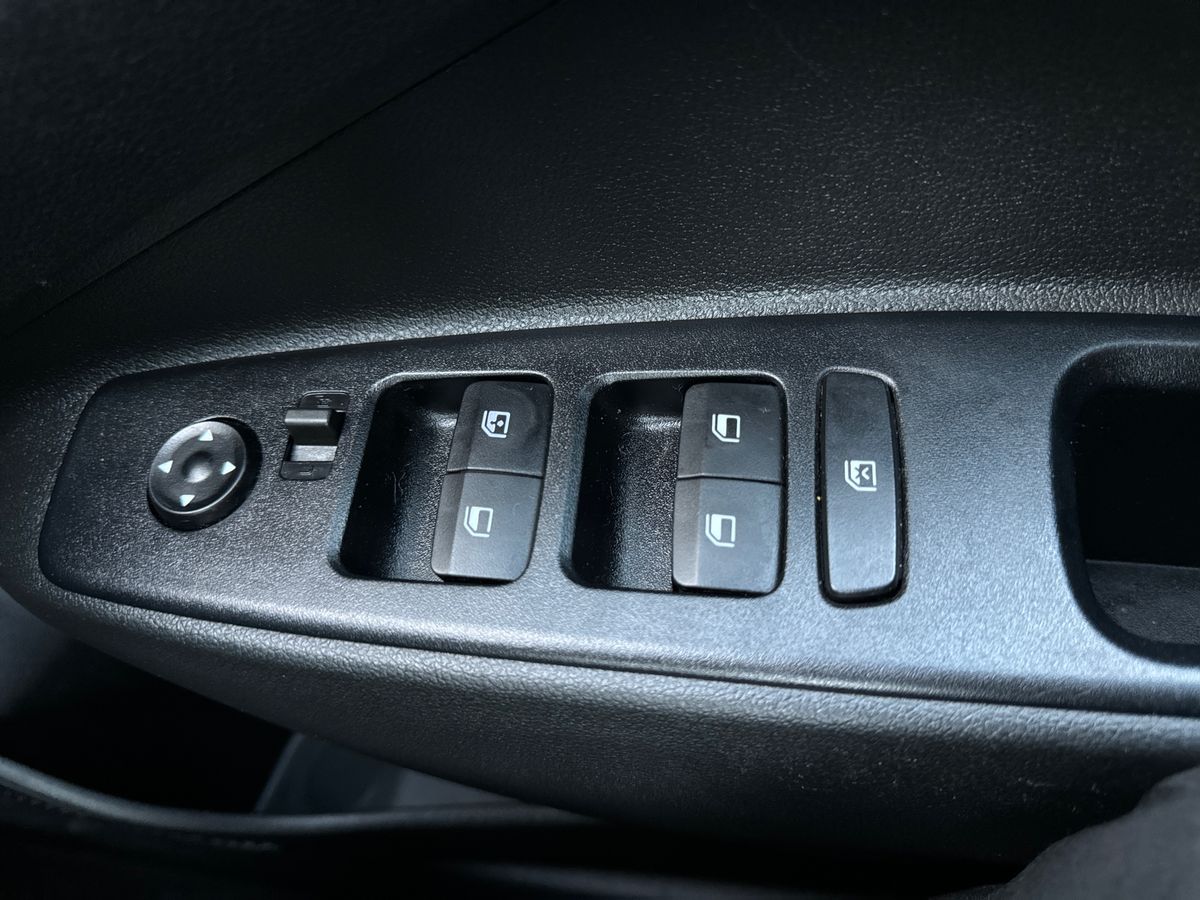 Used Hyundai i10 2022 for sale - 77018392: Photo 20