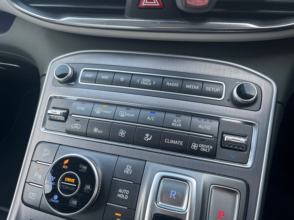 Used Hyundai Santa Fe 2023 for sale - 77560619: Photo 18