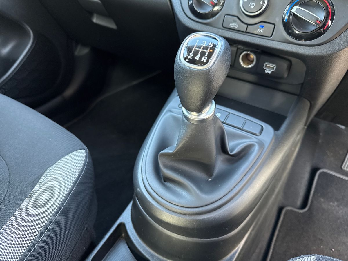 Used Hyundai i10 2024 for sale - 77726062: Photo 19