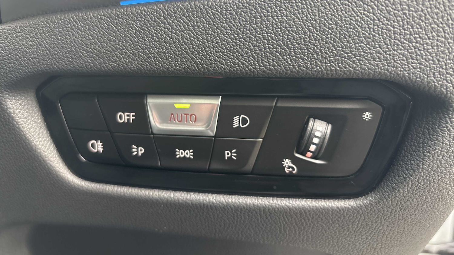 Used BMW 3 Series 2023 for sale - 76286388: Photo 22