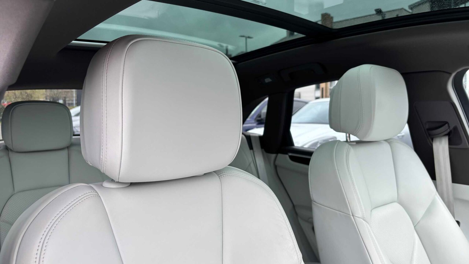 Used Porsche Macan 2020 for sale - 78024417: Photo 14