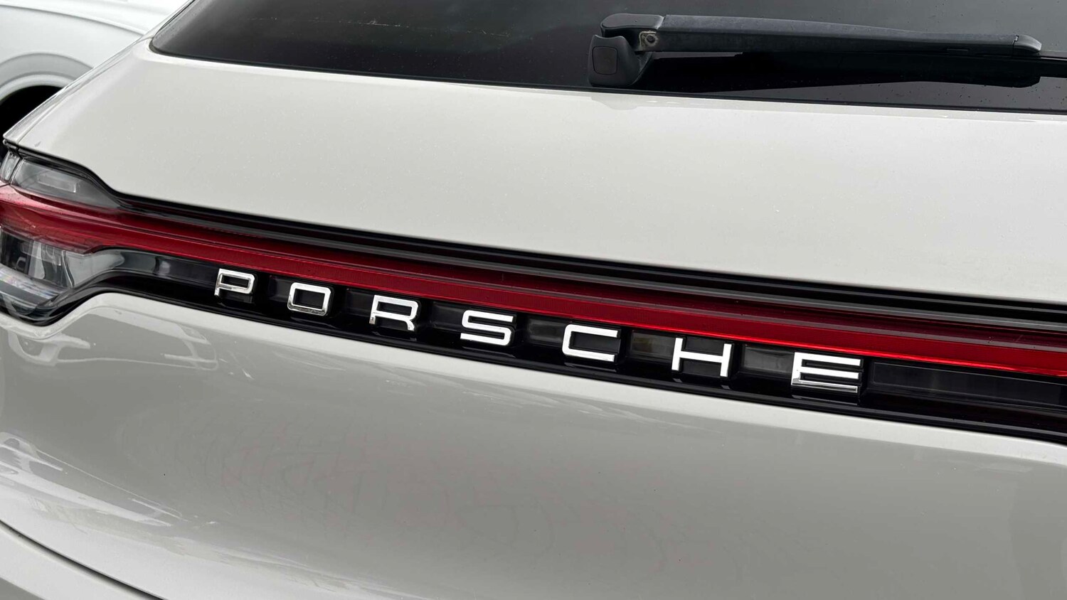 Used Porsche Macan 2020 for sale - 78024417: Photo 17