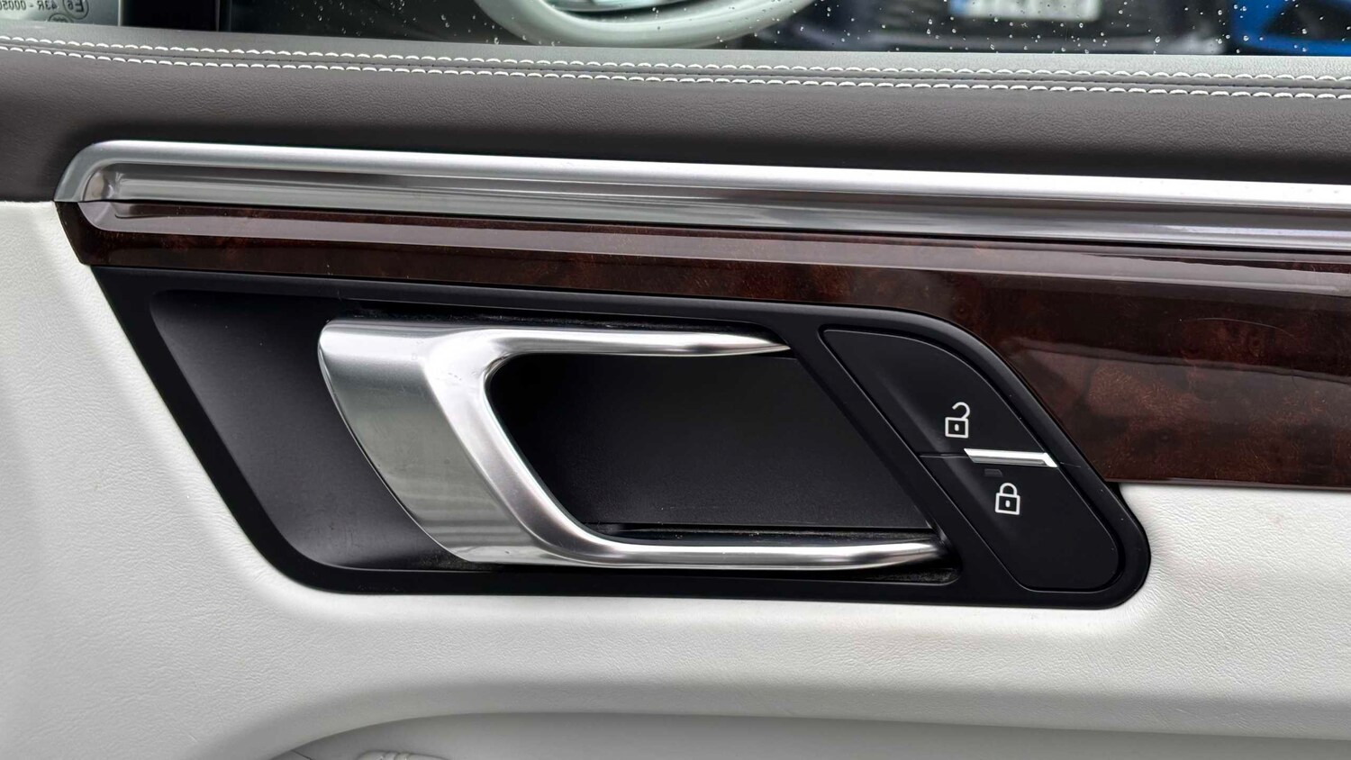 Used Porsche Macan 2020 for sale - 78024417: Photo 33