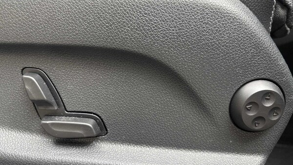 Used Mercedes-Benz GLC 2018 for sale - 75329380: Photo 19