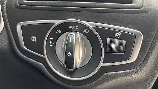 Used Mercedes-Benz GLC 2018 for sale - 75329380: Photo 21