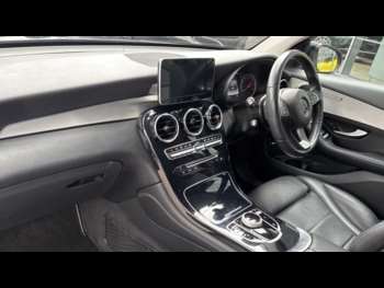 Used Mercedes-Benz GLC 2018 for sale - 75329380: Photo