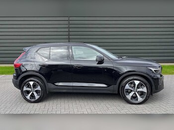 Used Volvo XC40 2023 for sale - 75611473: Photo