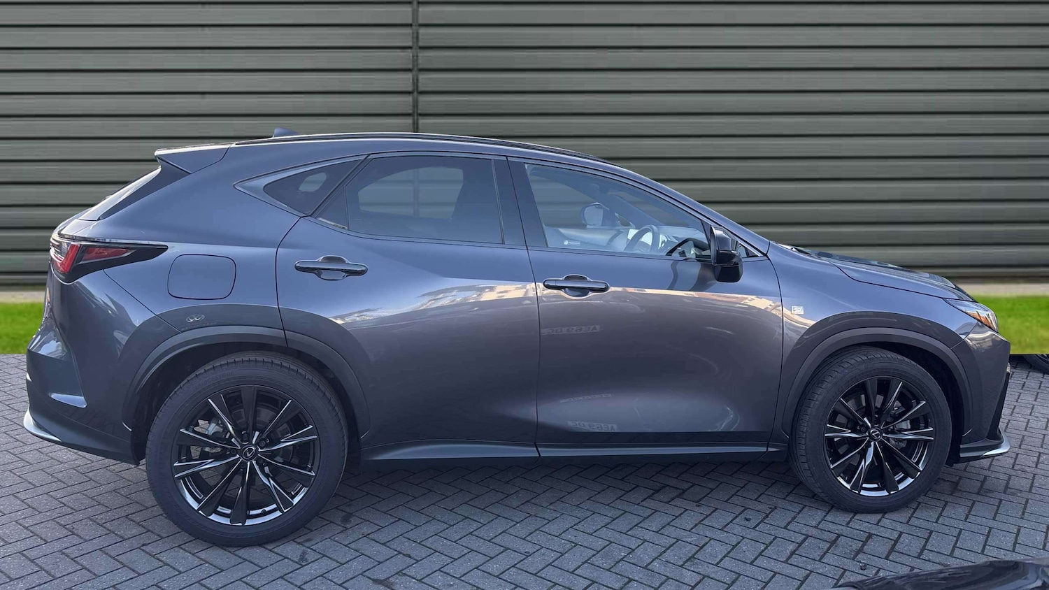 Used Lexus NX 2025 for sale - 77011058: Photo 4