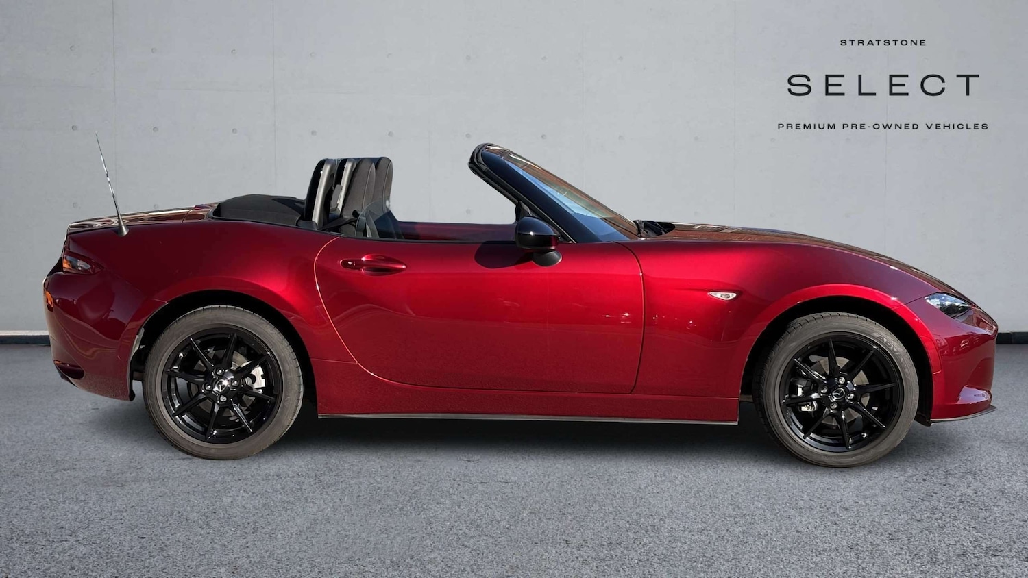 Used Mazda MX-5 2022 for sale - 78118610: Photo 2