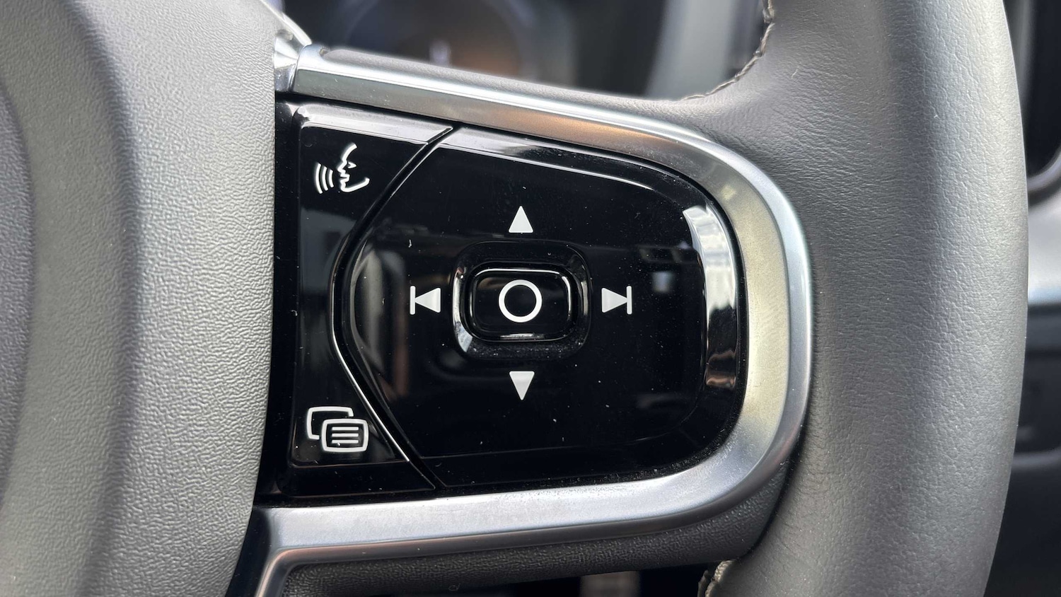 Used Volvo XC60 2021 for sale - 76339714: Photo 25