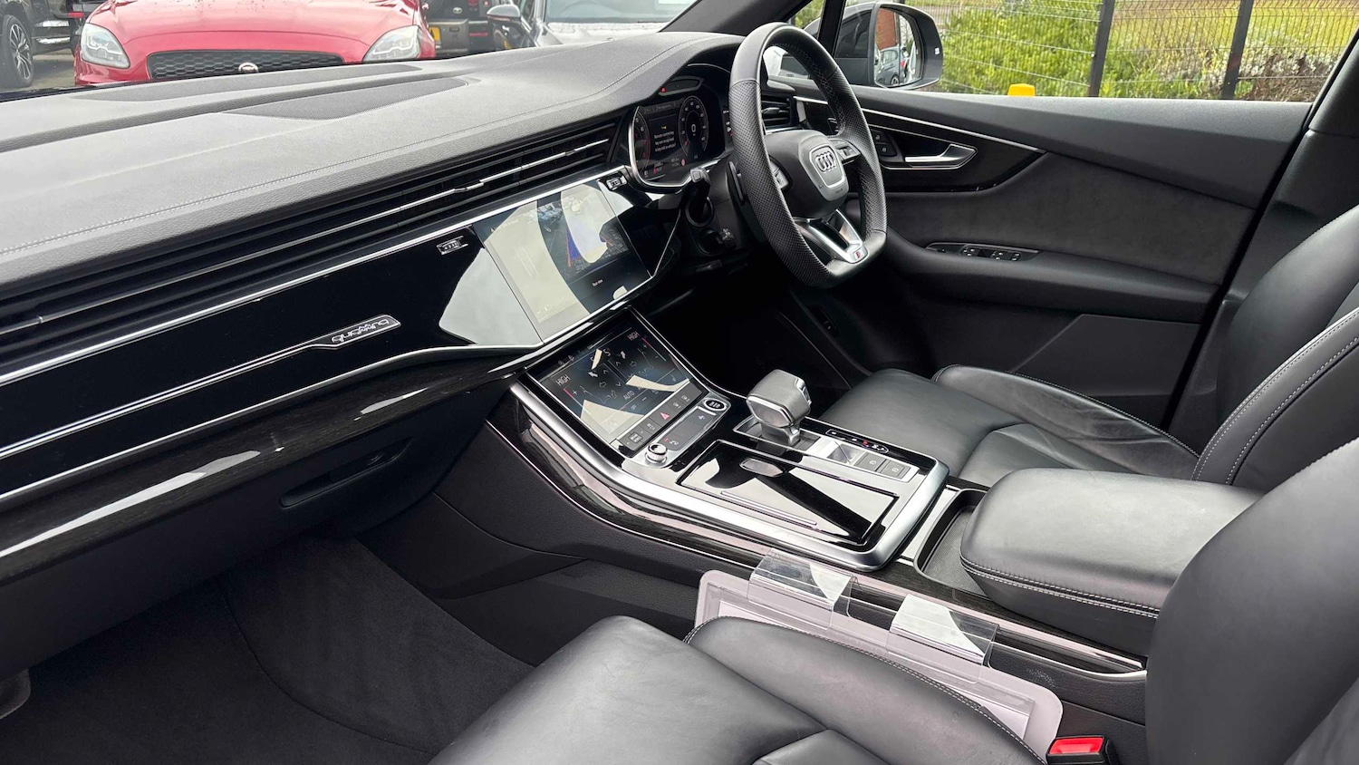 Used Audi Q7 2023 for sale - 77044076: Photo 2