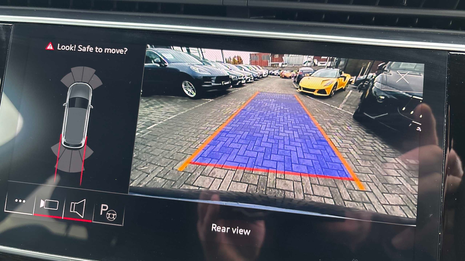 Used Audi Q7 2023 for sale - 77044076: Photo 24