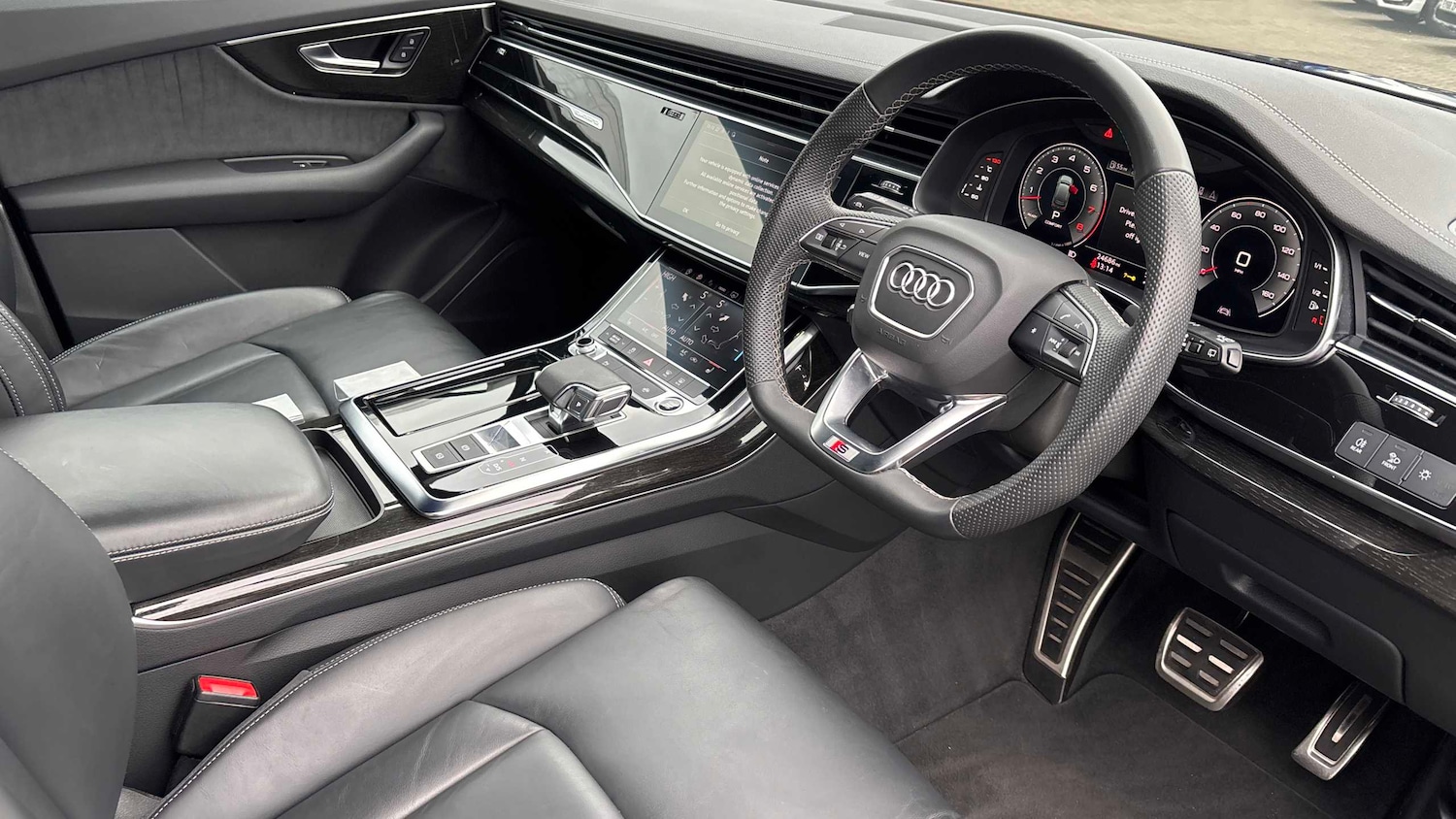 Used Audi Q7 2023 for sale - 77044076: Photo 6