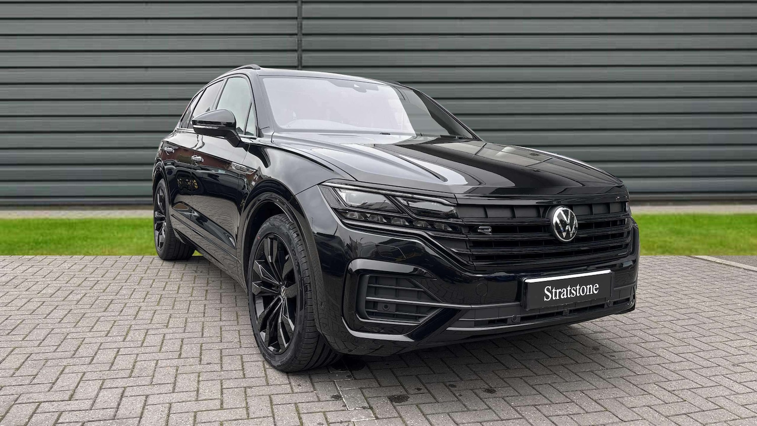 Used Volkswagen Touareg 2023 for sale - 76272224: Photo 1