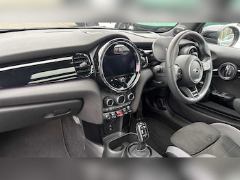 Used MINI Hatch 2022 for sale - 76262525: Photo 2