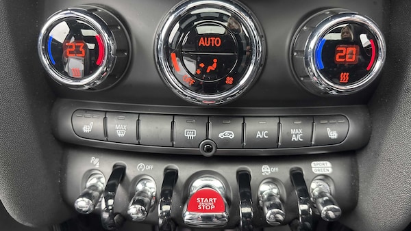 Used MINI Hatch 2022 for sale - 76262525: Photo 32