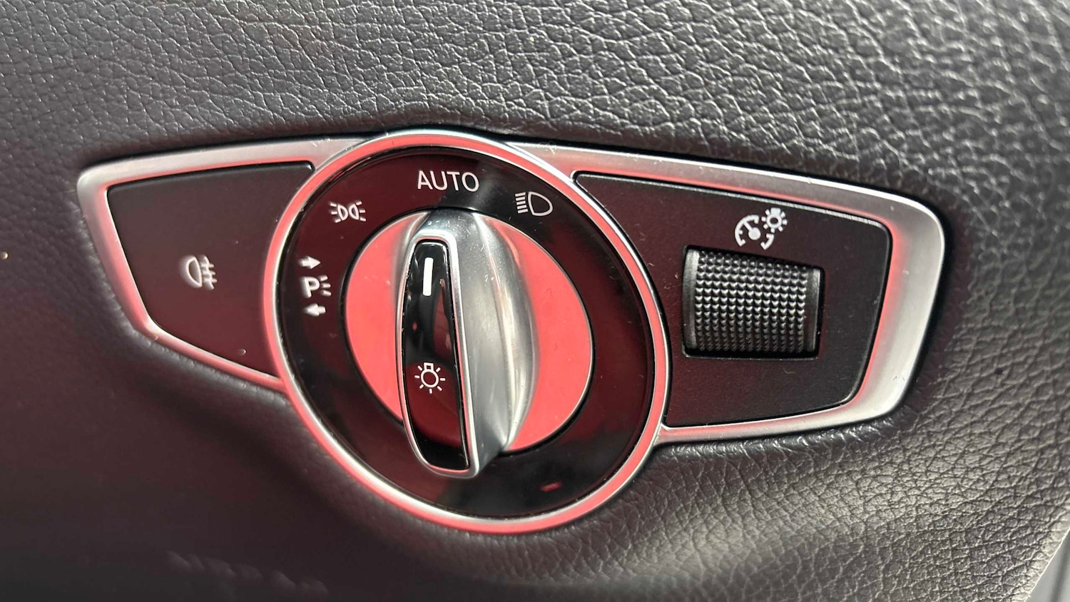 Used Mercedes-Benz E Class 2020 for sale - 77348080: Photo 23