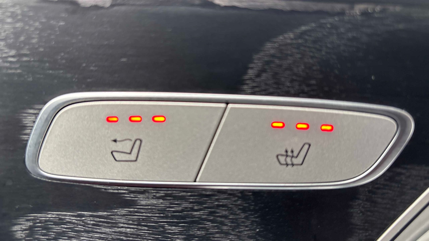 Used Mercedes-Benz E Class 2020 for sale - 77348080: Photo 32