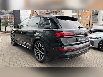 Used Audi Q7 2022 for sale - 77674805: Photo