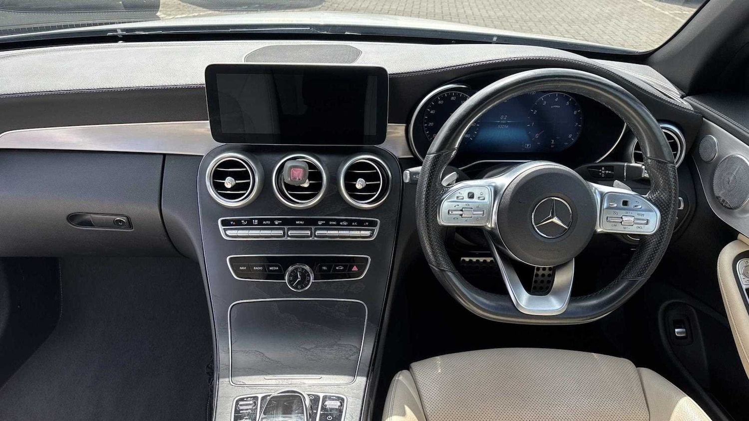 Used Mercedes-Benz C Class 2018 for sale - 76488027: Photo 14