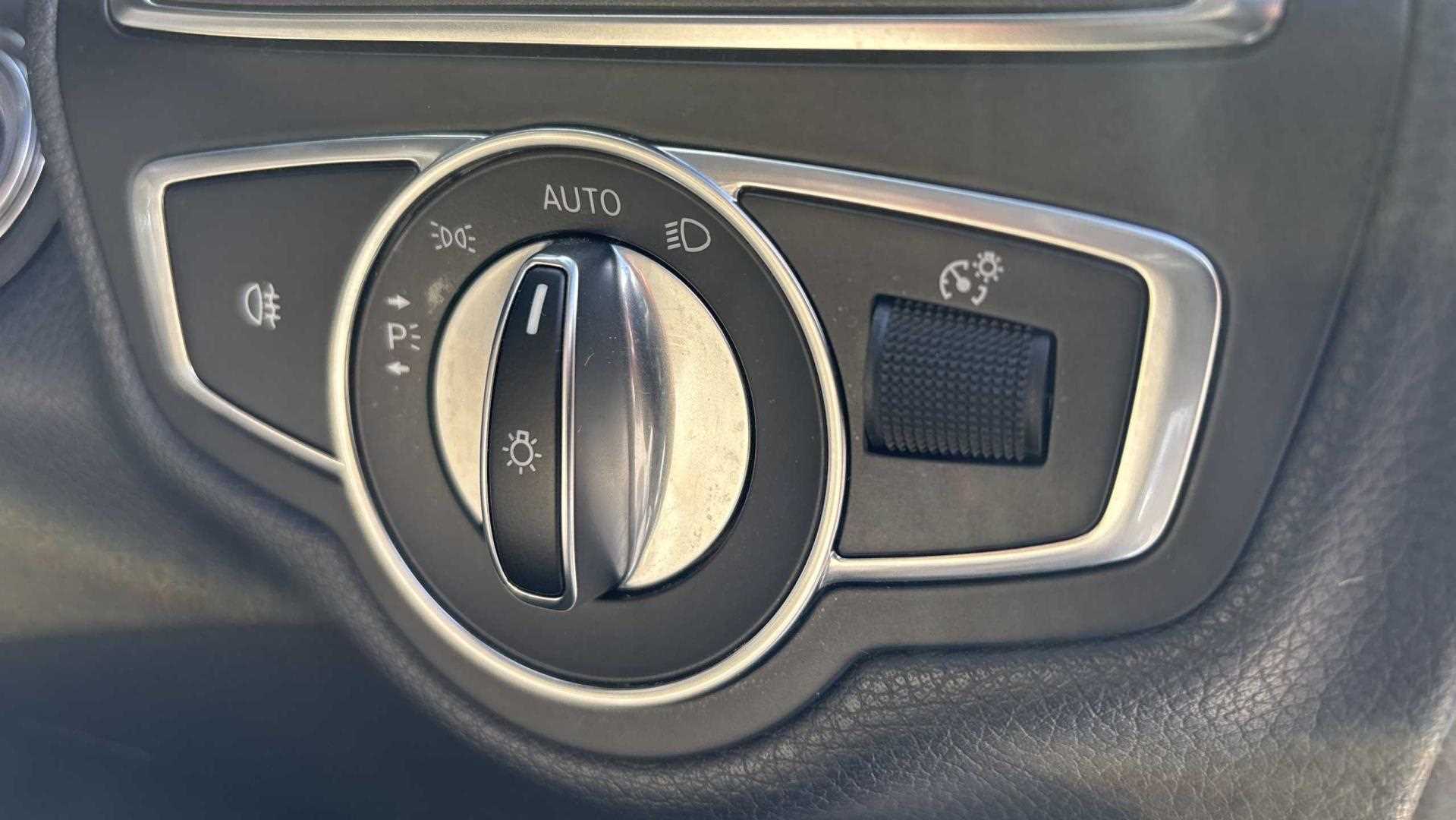 Used Mercedes-Benz C Class 2018 for sale - 76488027: Photo 20