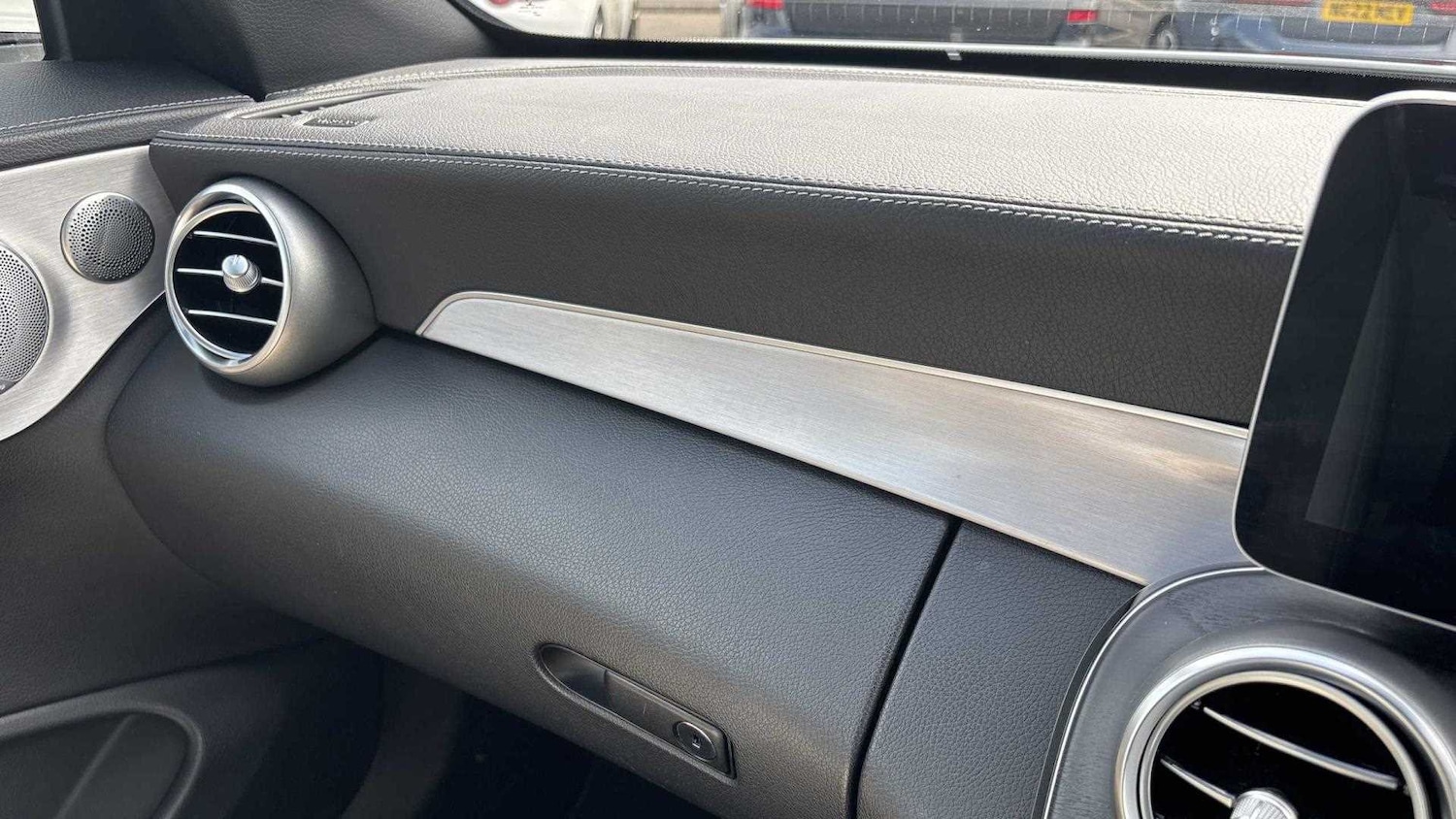 Used Mercedes-Benz C Class 2018 for sale - 76488027: Photo 21